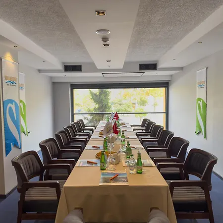 Sera Center Hotel 4*